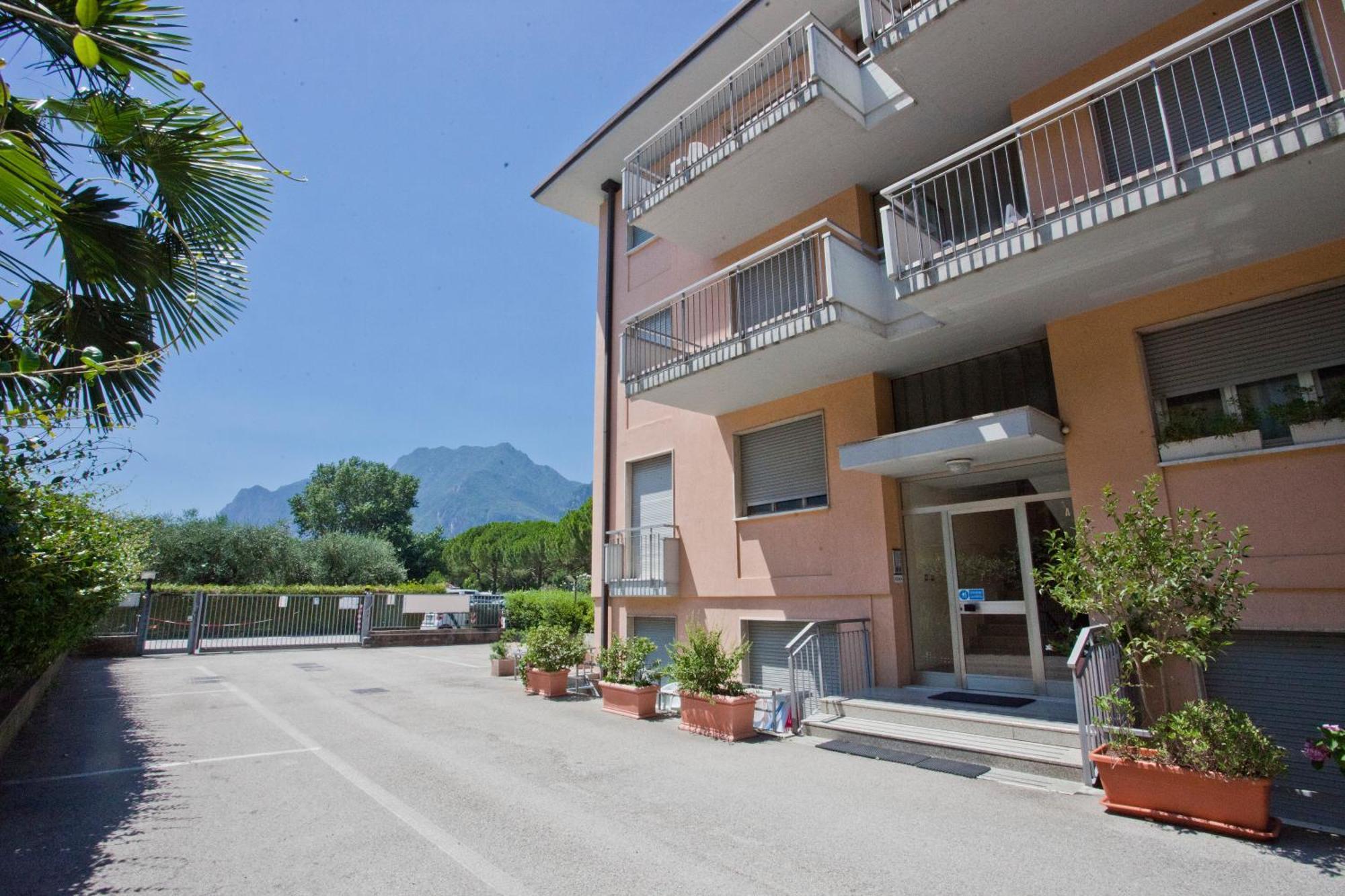 La Casa Di Lavinia Appartement Torbole Sul Garda Buitenkant foto